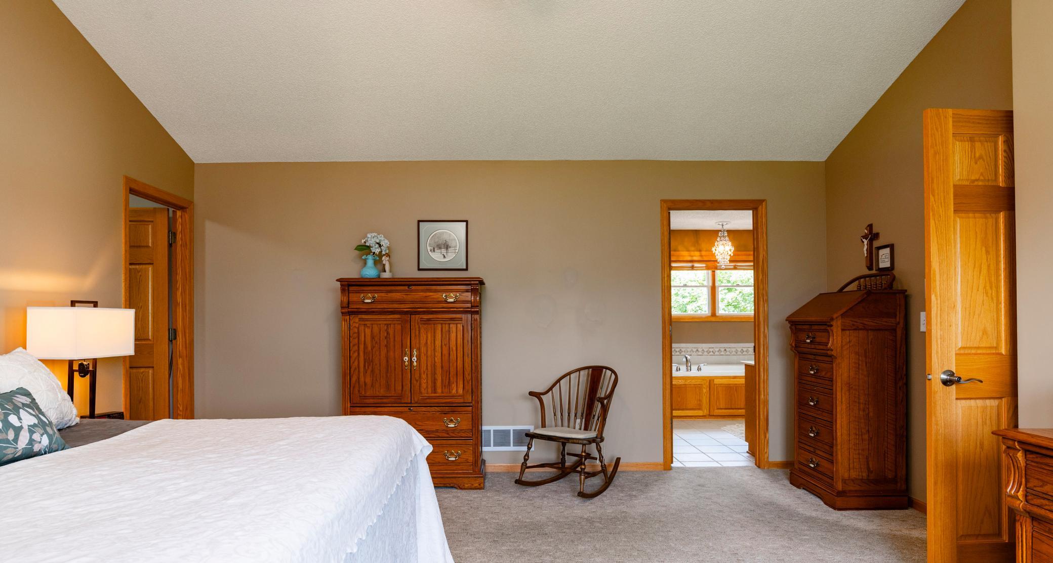 View of Residential at 10610 Pinnacle Way, Woodbury MN 55129, Woodbury (29 of 74) - Mike Wilen | Minnesota Team Real Estate