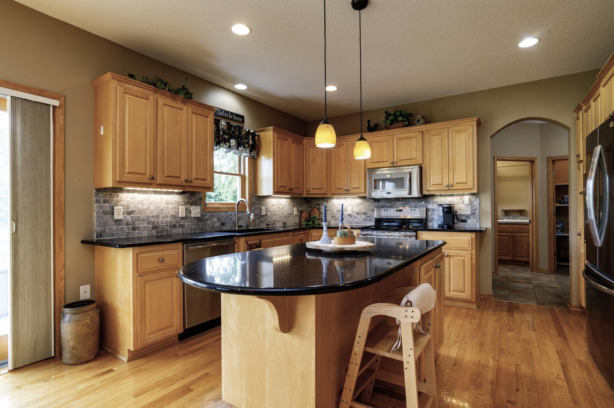 View of Residential at 10610 Pinnacle Way, Woodbury MN 55129, Woodbury (9 of 74) - Mike Wilen | Minnesota Team Real Estate