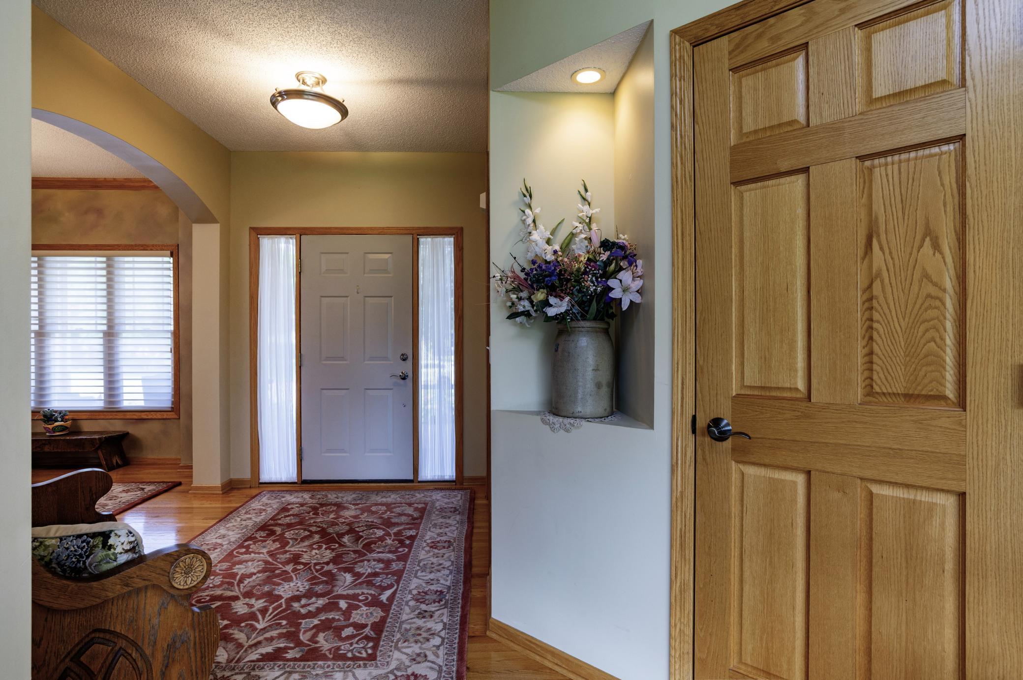 View of Residential at 10610 Pinnacle Way, Woodbury MN 55129, Woodbury (21 of 74) - Mike Wilen | Minnesota Team Real Estate