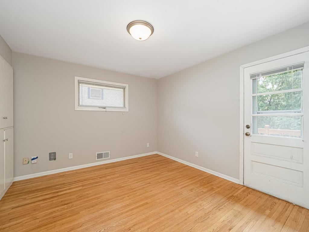 View of Residential at 634 Orange Avenue, Saint Paul MN 55117, Saint Paul (19 of 26) - Mike Wilen | Minnesota Team Real Estate
