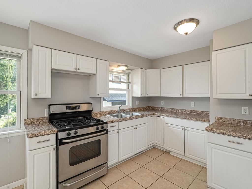 View of Residential at 634 Orange Avenue, Saint Paul MN 55117, Saint Paul (16 of 26) - Mike Wilen | Minnesota Team Real Estate