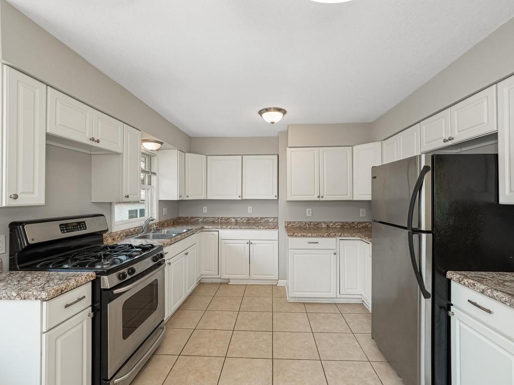 View of Residential at 634 Orange Avenue, Saint Paul MN 55117, Saint Paul (15 of 26) - Mike Wilen | Minnesota Team Real Estate