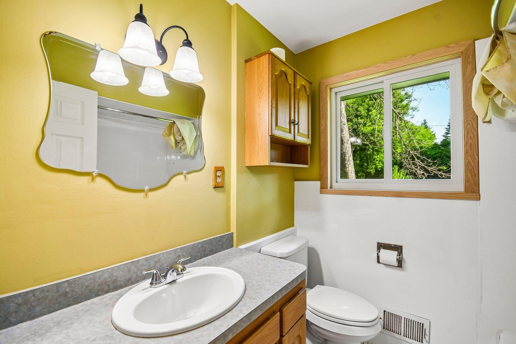 View of Residential at 15606 Minnetonka Boulevard, Minnetonka MN 55345, Minnetonka (12 of 36) - Mike Wilen | Minnesota Team Real Estate