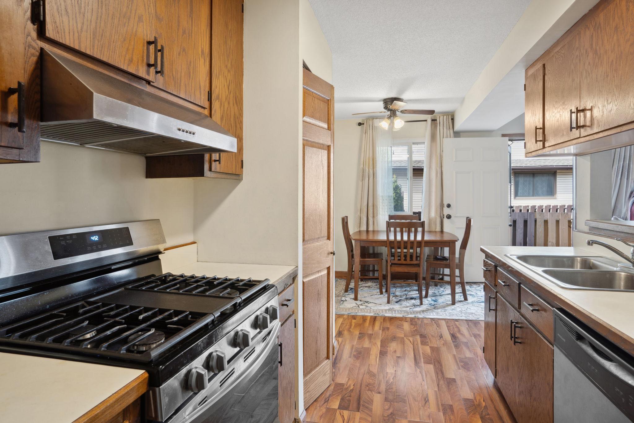 View of Residential at 6311 84th Court, Brooklyn Park MN 55445, Brooklyn Park (8 of 29) - Mike Wilen | Minnesota Team Real Estate