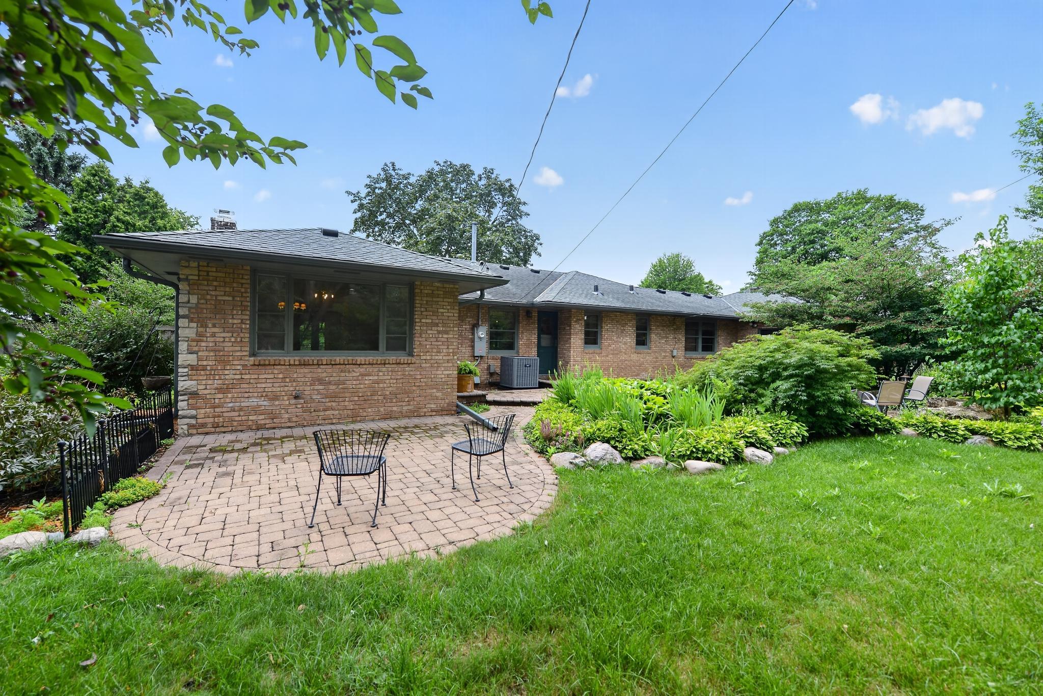 View of Residential at 5004 Yvonne Terrace, Edina MN 55436, Edina (46 of 49) - Mike Wilen | Minnesota Team Real Estate