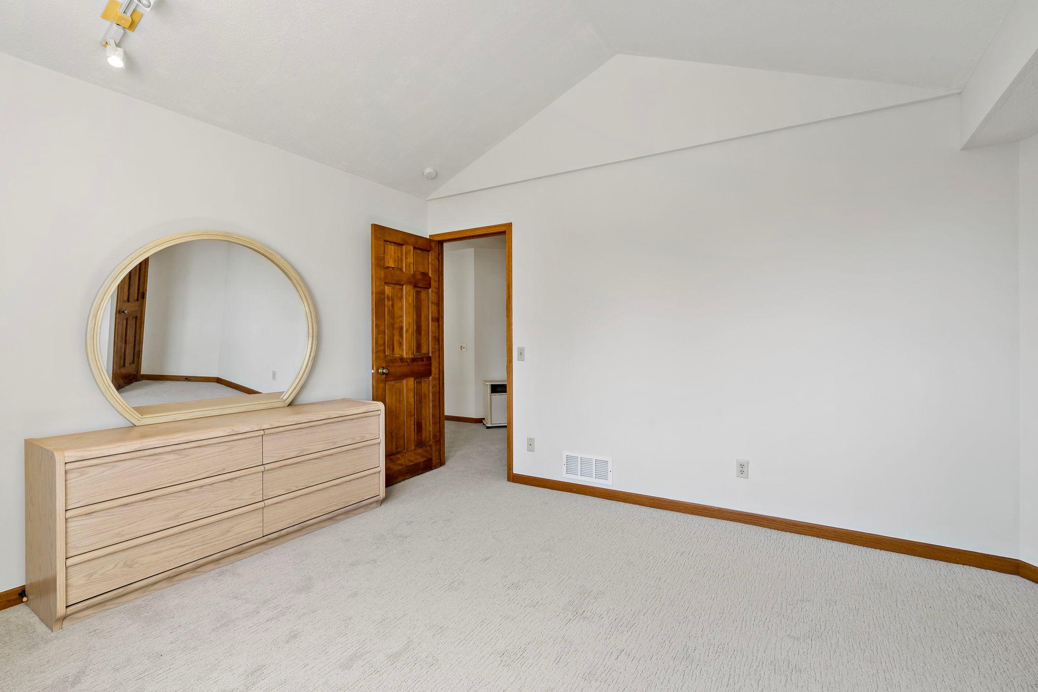 View of Residential at 7600 Eileen Street, Eden Prairie MN 55346, Eden Prairie (51 of 66) - Mike Wilen | Minnesota Team Real Estate