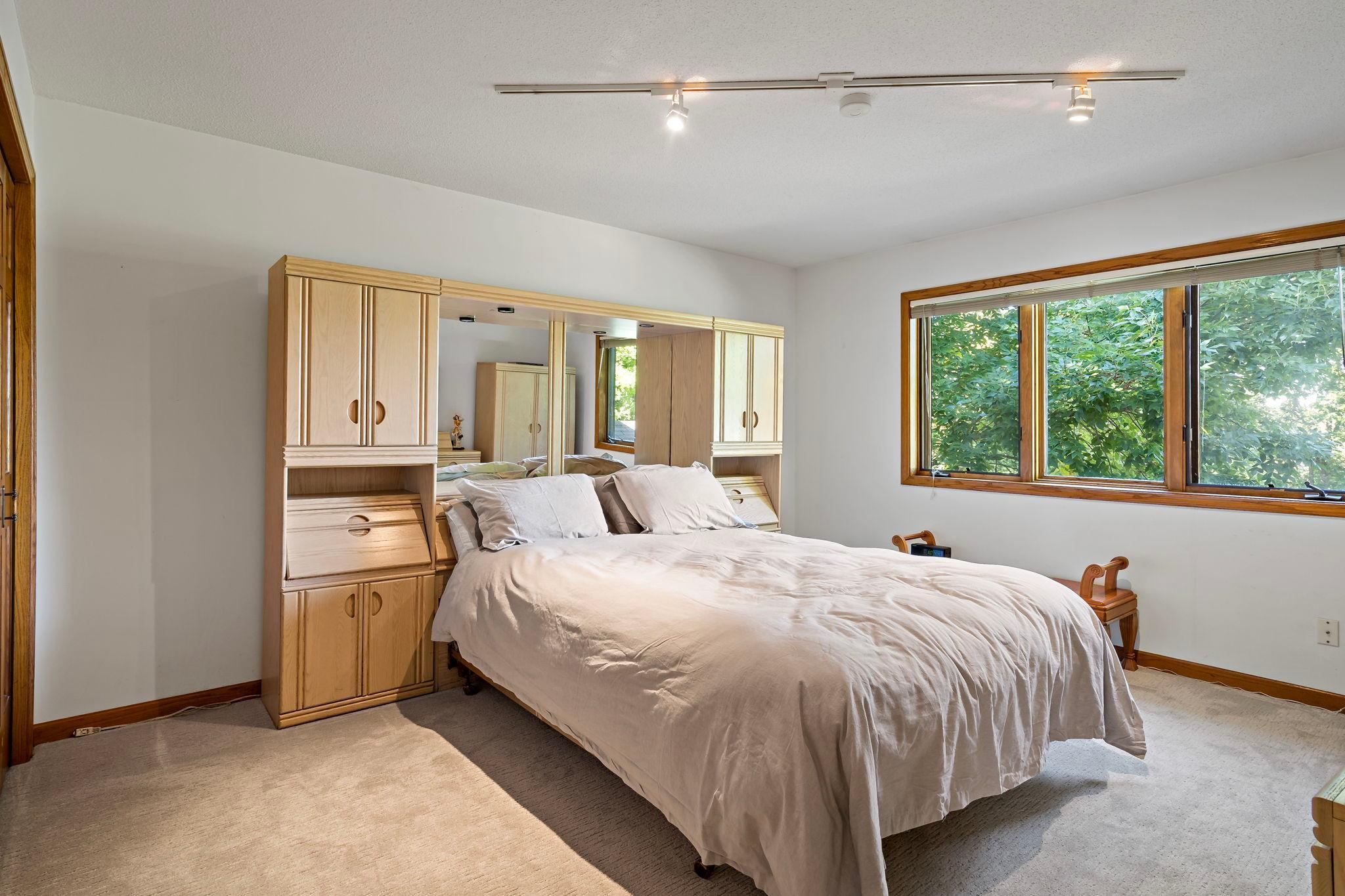 View of Residential at 7600 Eileen Street, Eden Prairie MN 55346, Eden Prairie (41 of 66) - Mike Wilen | Minnesota Team Real Estate