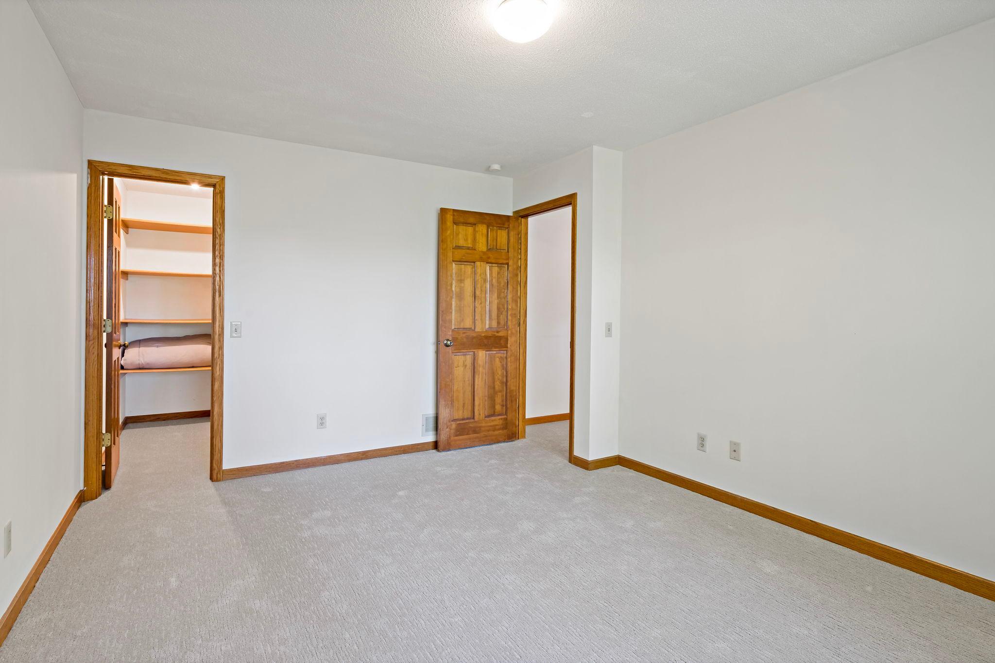 View of Residential at 7600 Eileen Street, Eden Prairie MN 55346, Eden Prairie (39 of 66) - Mike Wilen | Minnesota Team Real Estate