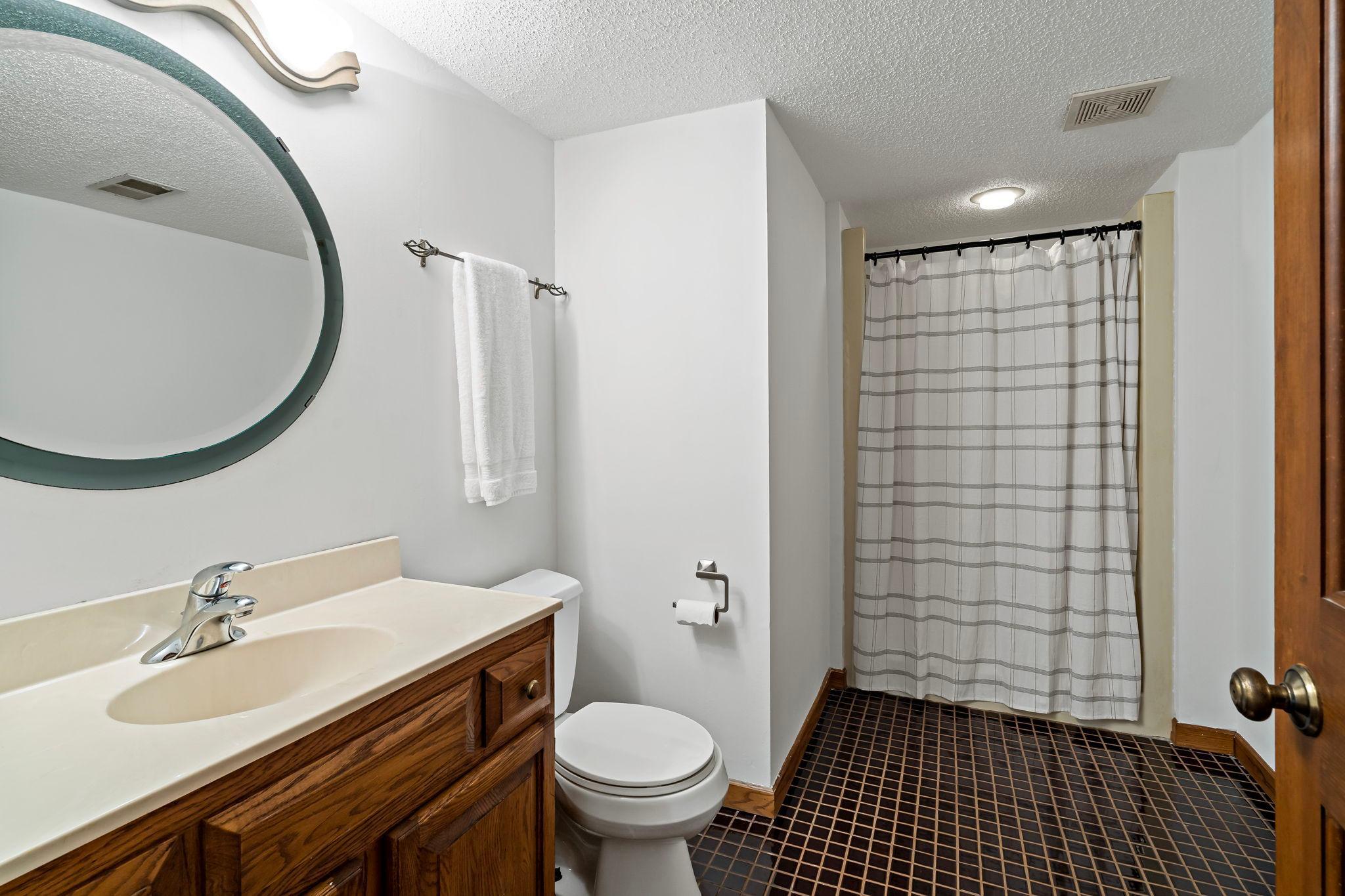 View of Residential at 7600 Eileen Street, Eden Prairie MN 55346, Eden Prairie (31 of 66) - Mike Wilen | Minnesota Team Real Estate