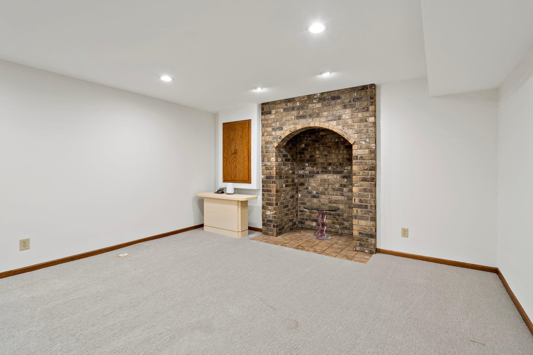 View of Residential at 7600 Eileen Street, Eden Prairie MN 55346, Eden Prairie (29 of 66) - Mike Wilen | Minnesota Team Real Estate