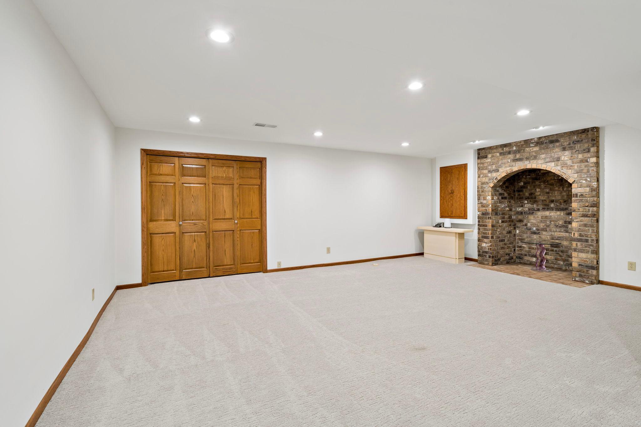 View of Residential at 7600 Eileen Street, Eden Prairie MN 55346, Eden Prairie (27 of 66) - Mike Wilen | Minnesota Team Real Estate