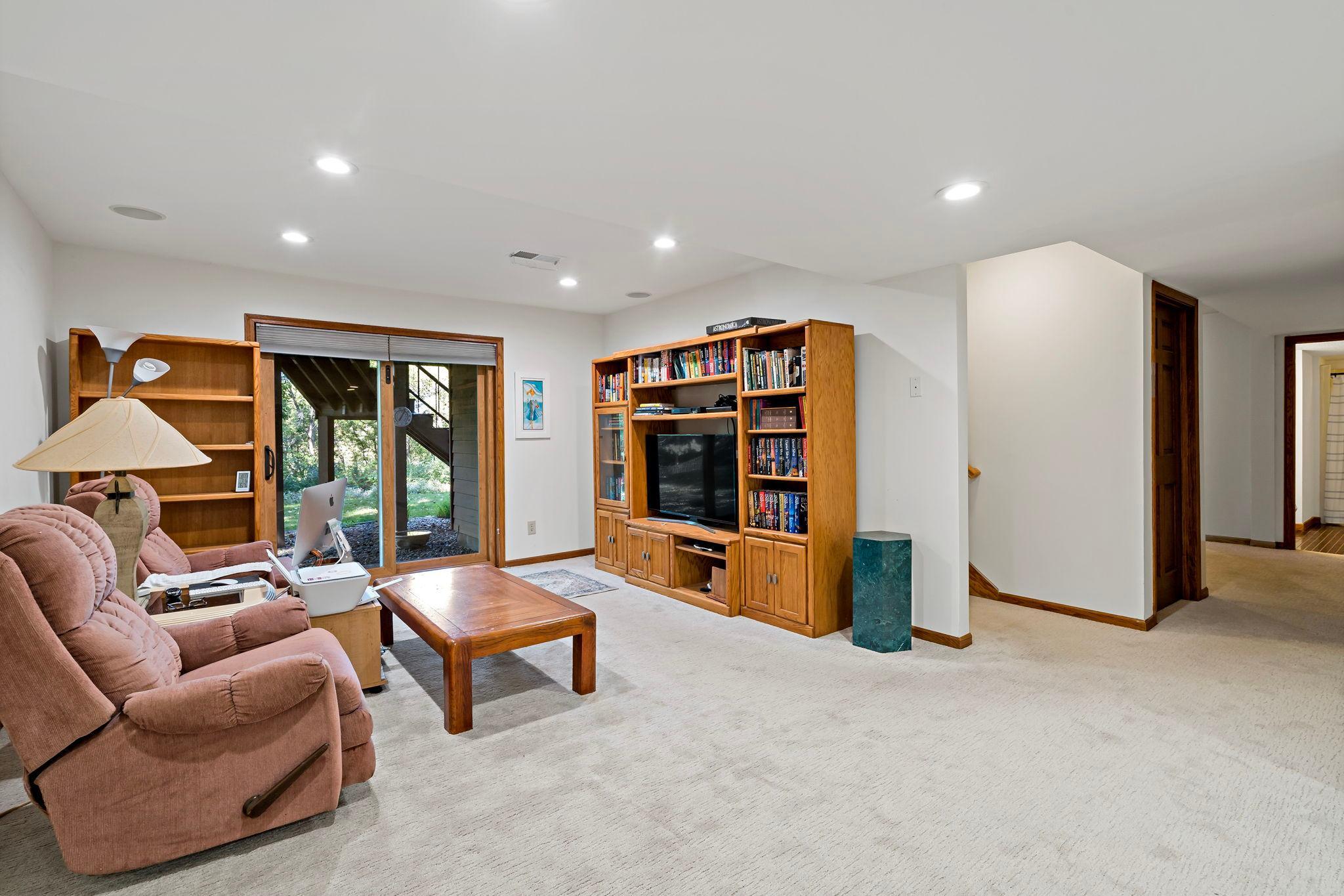 View of Residential at 7600 Eileen Street, Eden Prairie MN 55346, Eden Prairie (26 of 66) - Mike Wilen | Minnesota Team Real Estate