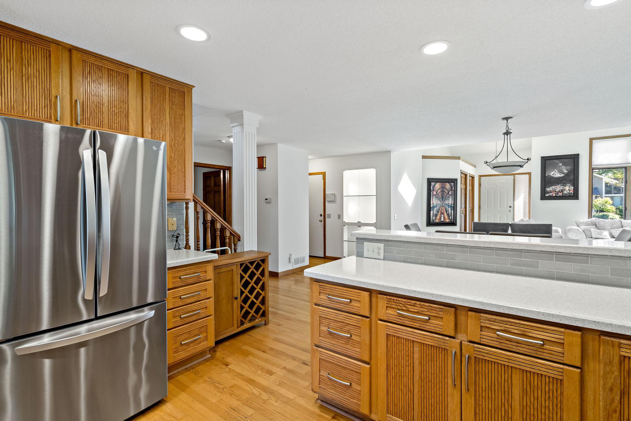 View of Residential at 7600 Eileen Street, Eden Prairie MN 55346, Eden Prairie (7 of 66) - Mike Wilen | Minnesota Team Real Estate