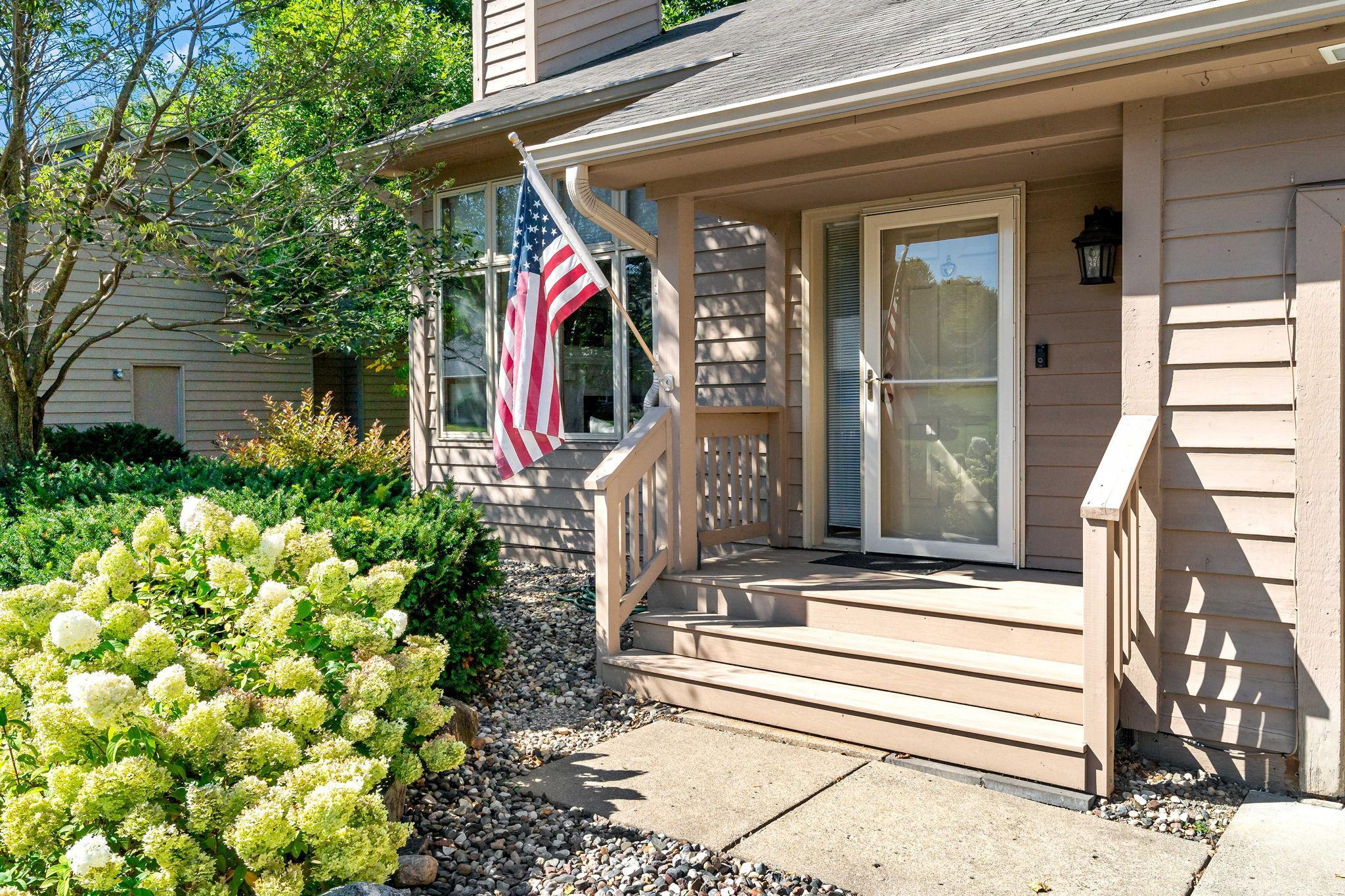 View of Residential at 7600 Eileen Street, Eden Prairie MN 55346, Eden Prairie (2 of 66) - Mike Wilen | Minnesota Team Real Estate