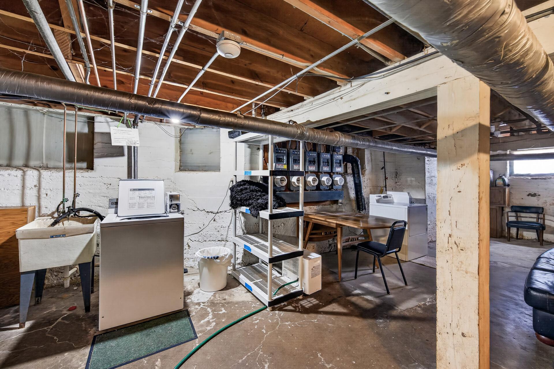 View of Residential Income at 1508 26th Street, Minneapolis MN 55404, Minneapolis (14 of 29) - Mike Wilen | Minnesota Team Real Estate