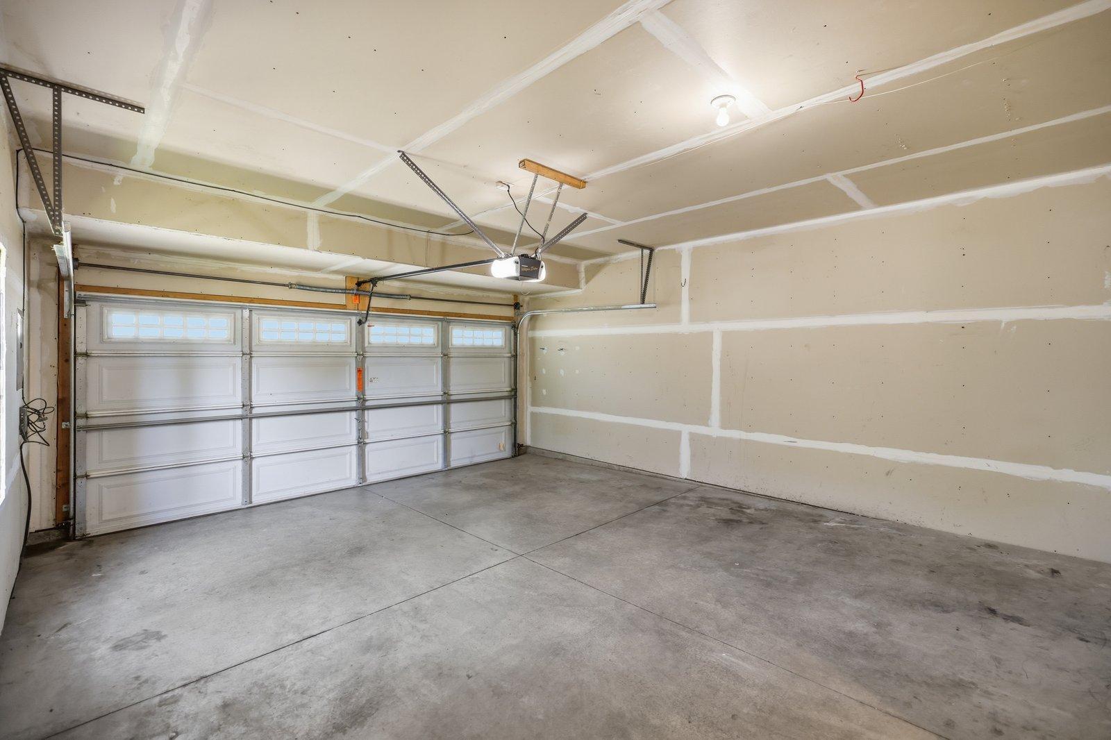 View of Residential at 3045 Cutters Grove Avenue, Anoka MN 55303, Anoka (26 of 35) - Mike Wilen | Minnesota Team Real Estate