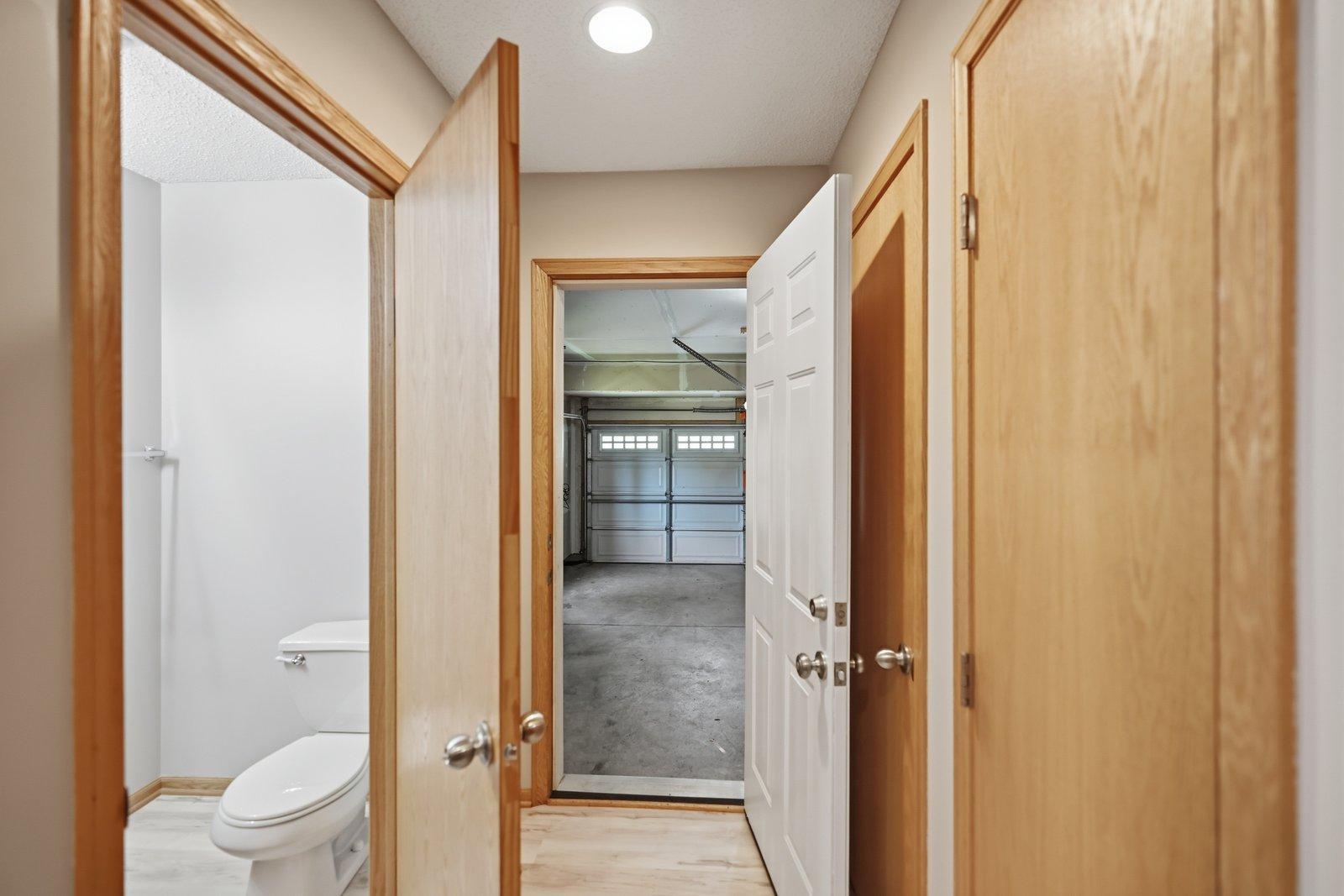 View of Residential at 3045 Cutters Grove Avenue, Anoka MN 55303, Anoka (11 of 35) - Mike Wilen | Minnesota Team Real Estate