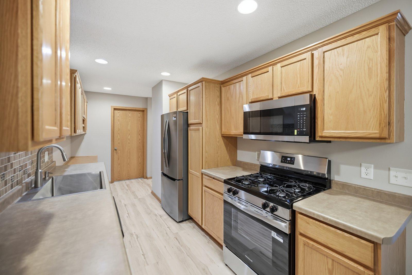 View of Residential at 3045 Cutters Grove Avenue, Anoka MN 55303, Anoka (4 of 35) - Mike Wilen | Minnesota Team Real Estate