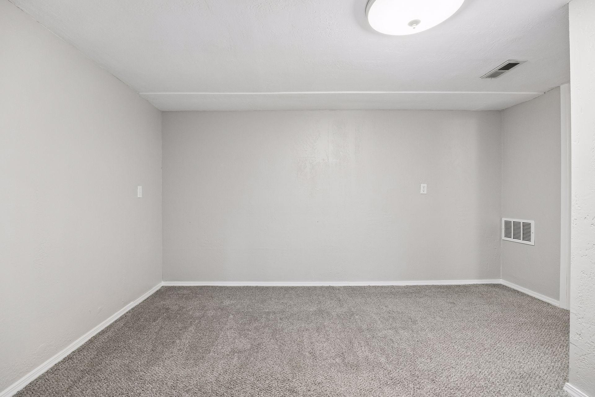 View of Residential Income at 2206 Arthur Street, Minneapolis MN 55418, Minneapolis (23 of 39) - Mike Wilen | Minnesota Team Real Estate