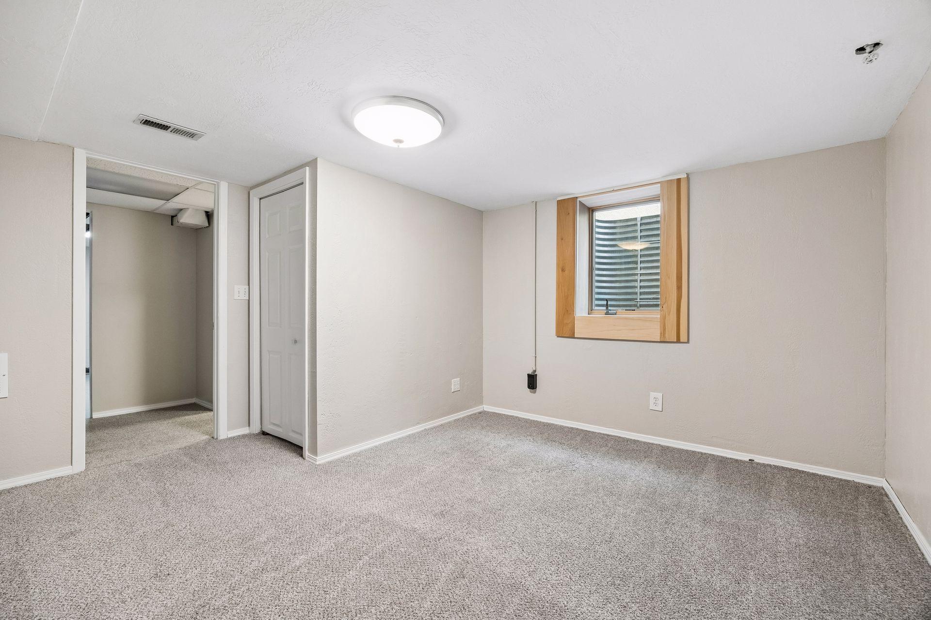View of Residential Income at 2206 Arthur Street, Minneapolis MN 55418, Minneapolis (22 of 39) - Mike Wilen | Minnesota Team Real Estate