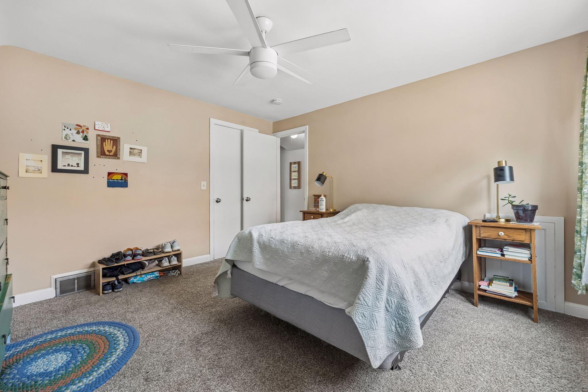 View of Residential Income at 2206 Arthur Street, Minneapolis MN 55418, Minneapolis (35 of 39) - Mike Wilen | Minnesota Team Real Estate
