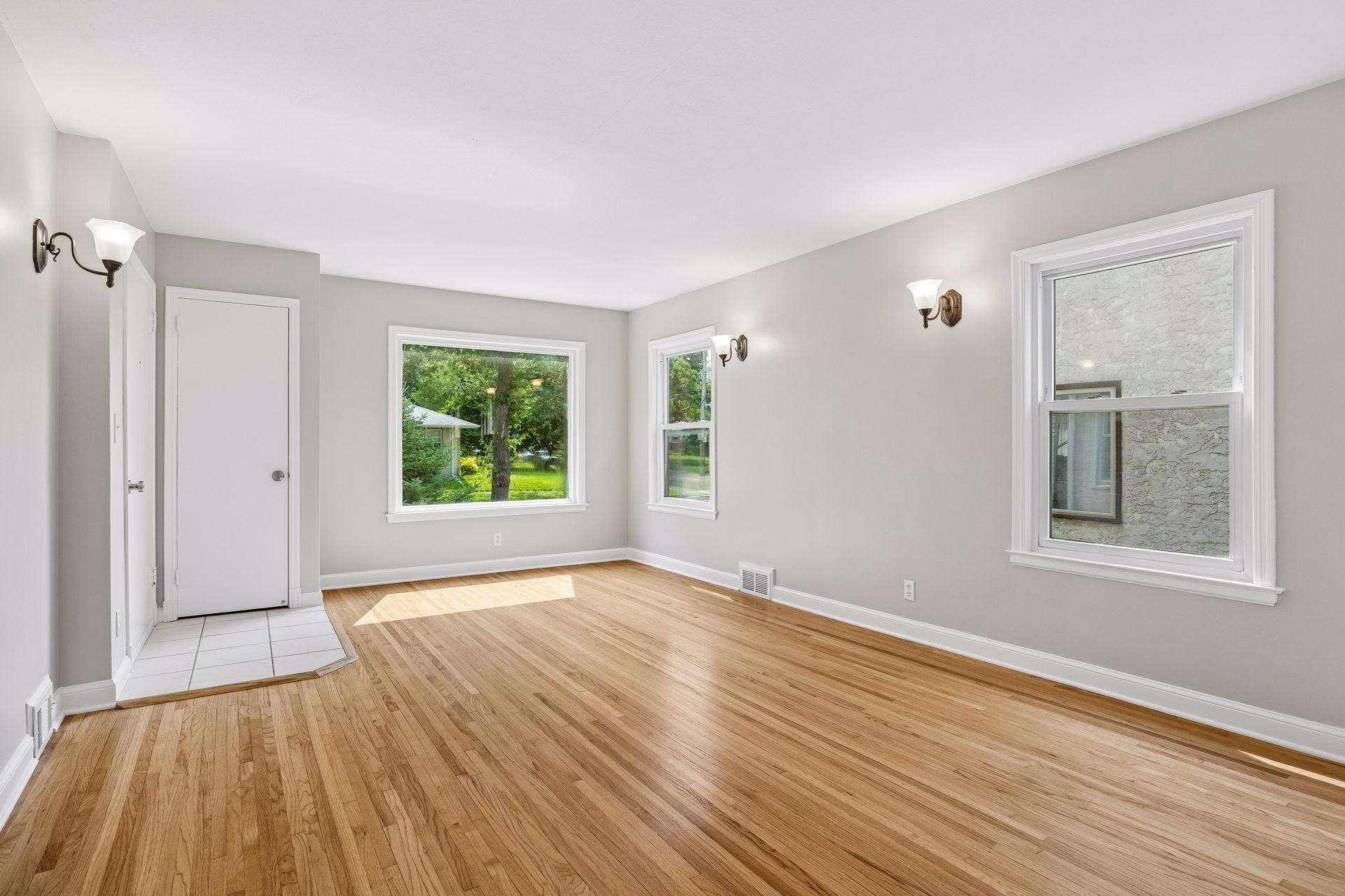 View of Residential Income at 2206 Arthur Street, Minneapolis MN 55418, Minneapolis (9 of 39) - Mike Wilen | Minnesota Team Real Estate