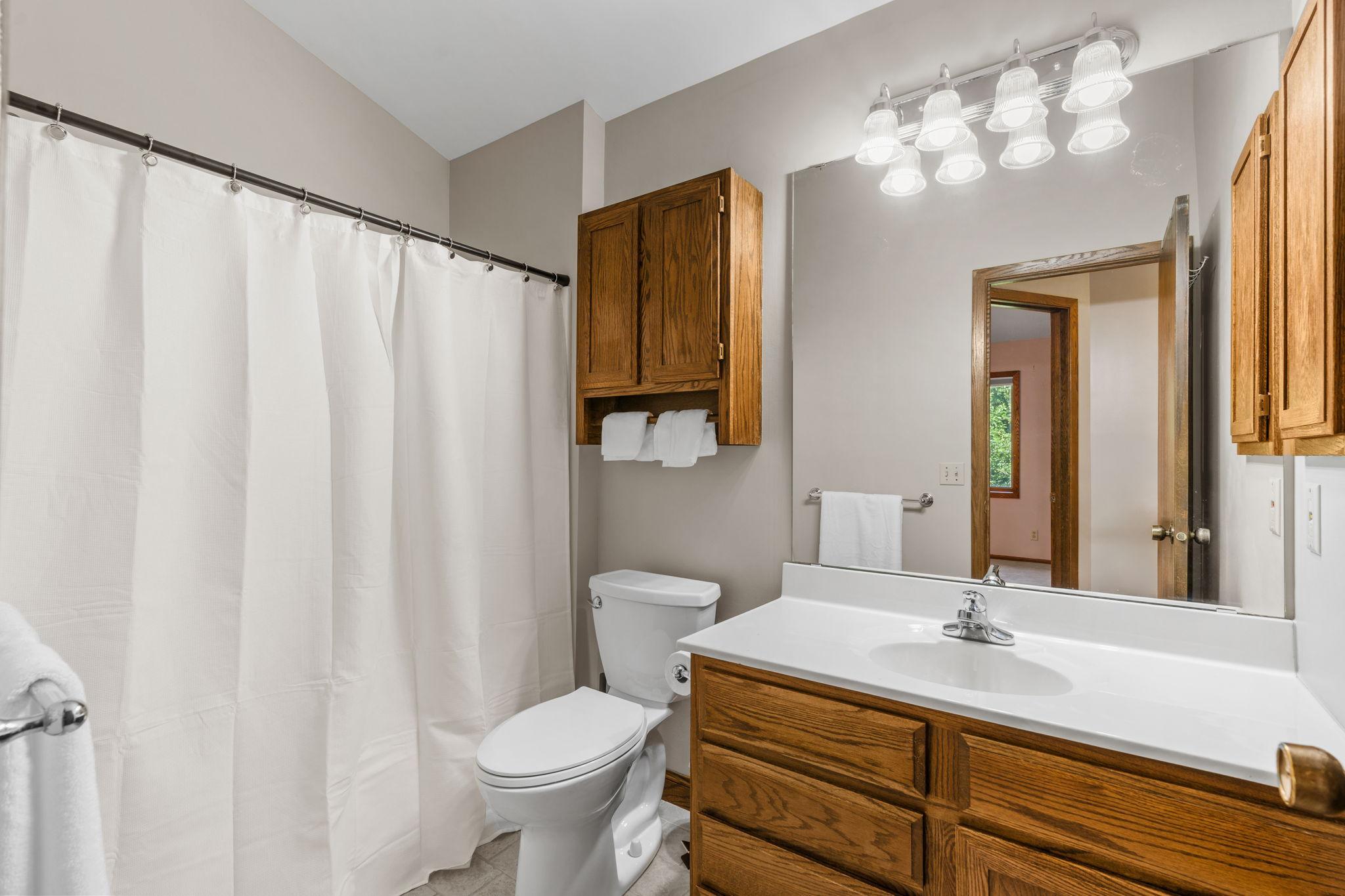 View of Residential at 10298 Mooer Lane, Eden Prairie MN 55347, Eden Prairie (23 of 29) - Mike Wilen | Minnesota Team Real Estate