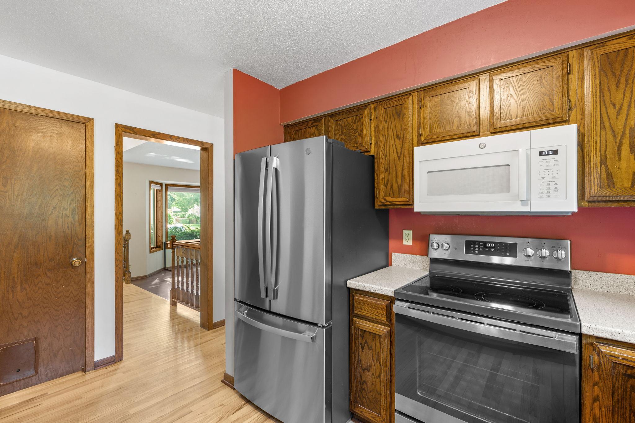 View of Residential at 10298 Mooer Lane, Eden Prairie MN 55347, Eden Prairie (11 of 29) - Mike Wilen | Minnesota Team Real Estate