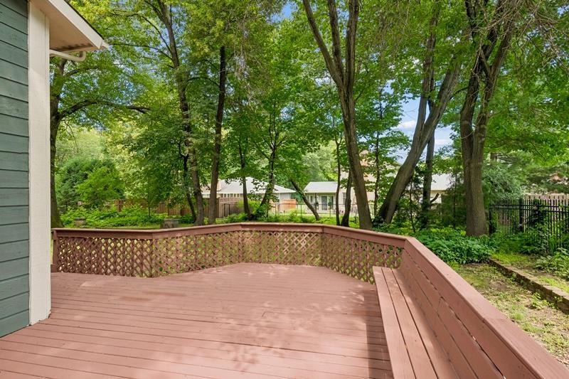 View of Residential at 8440 Bayridge Lane, Bloomington MN 55438, Bloomington (54 of 58) - Mike Wilen | Minnesota Team Real Estate