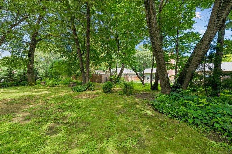 View of Residential at 8440 Bayridge Lane, Bloomington MN 55438, Bloomington (53 of 58) - Mike Wilen | Minnesota Team Real Estate