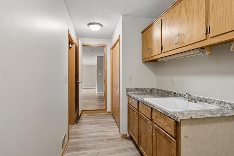 View of Residential at 8440 Bayridge Lane, Bloomington MN 55438, Bloomington (31 of 58) - Mike Wilen | Minnesota Team Real Estate