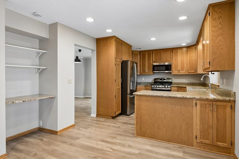 View of Residential at 8440 Bayridge Lane, Bloomington MN 55438, Bloomington (17 of 58) - Mike Wilen | Minnesota Team Real Estate
