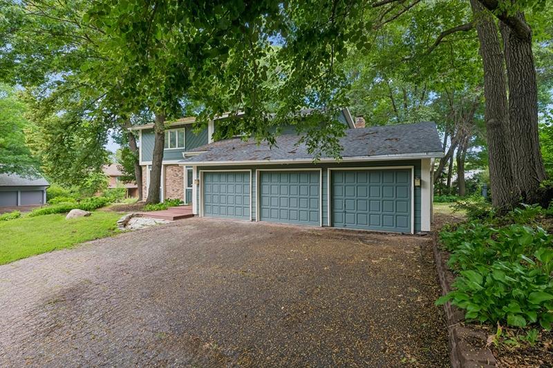 View of Residential at 8440 Bayridge Lane, Bloomington MN 55438, Bloomington - Mike Wilen | Minnesota Team Real Estate