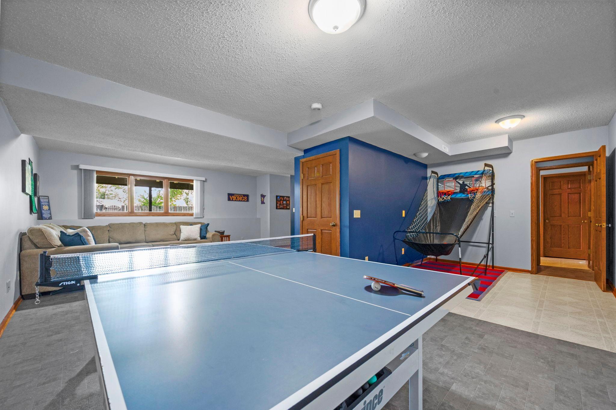 View of Residential at 13959 95th Avenue, Maple Grove MN 55369, Maple Grove (49 of 73) - Mike Wilen | Minnesota Team Real Estate