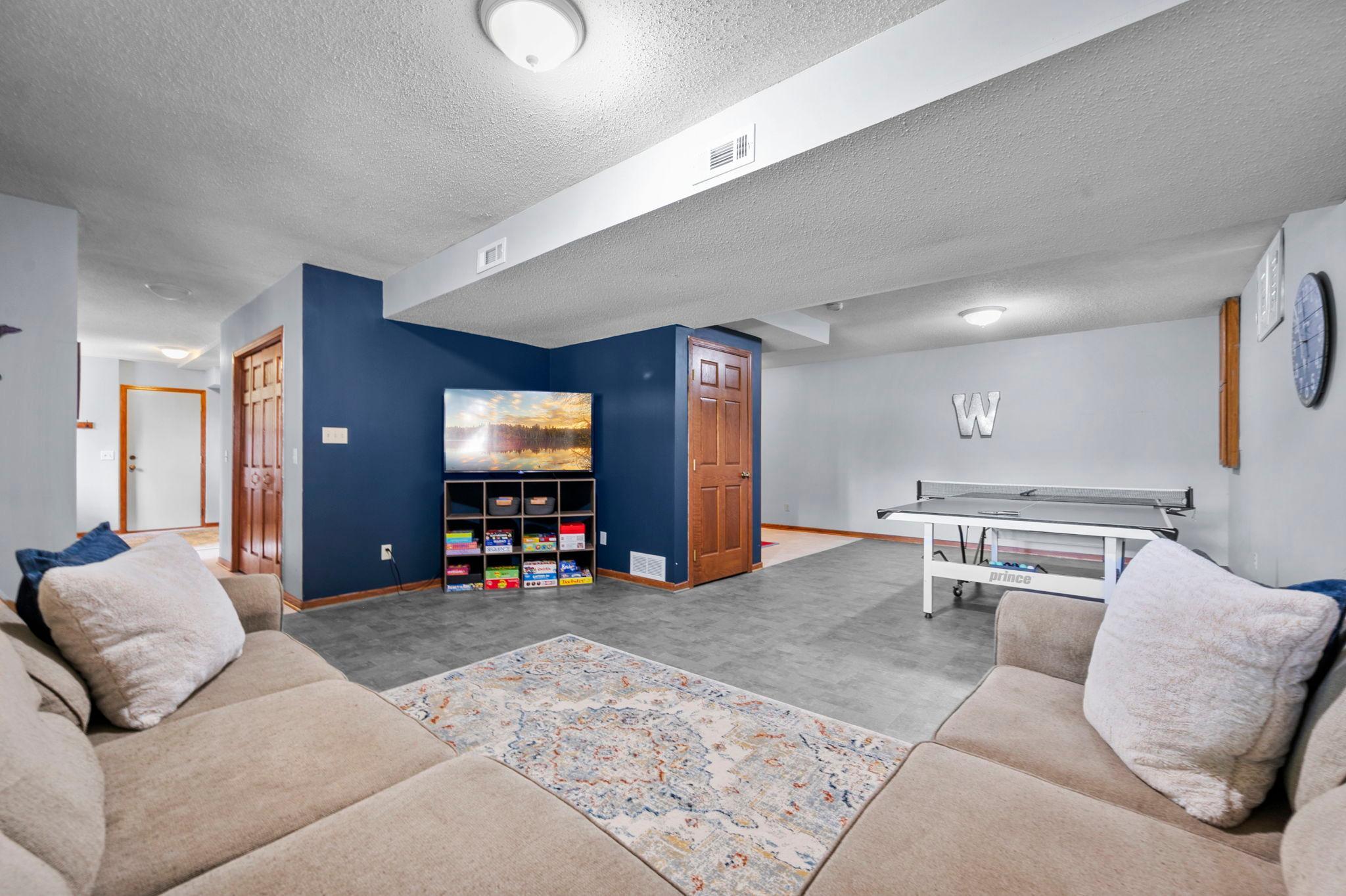 View of Residential at 13959 95th Avenue, Maple Grove MN 55369, Maple Grove (47 of 73) - Mike Wilen | Minnesota Team Real Estate
