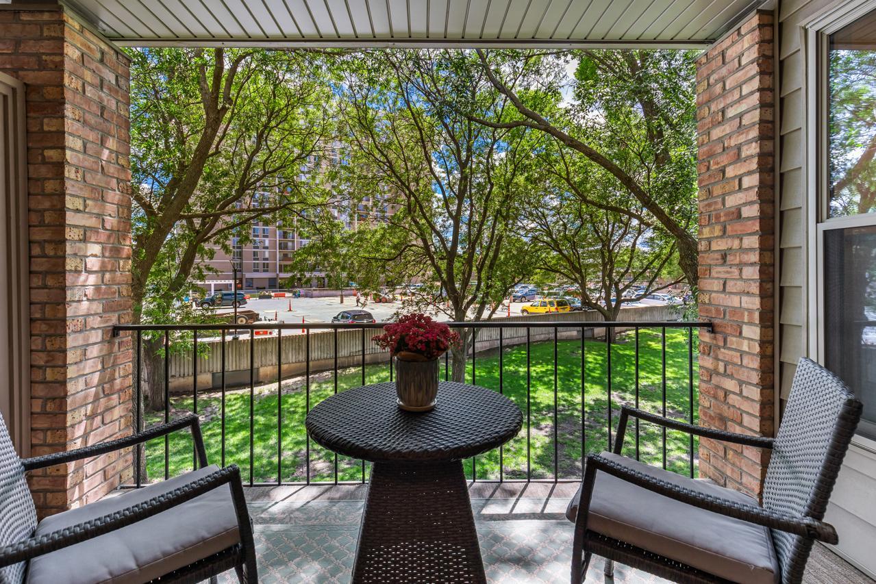 View of Residential at 6328 Barrie Road #3K, Edina MN 55435, Edina (14 of 17) - Mike Wilen | Minnesota Team Real Estate