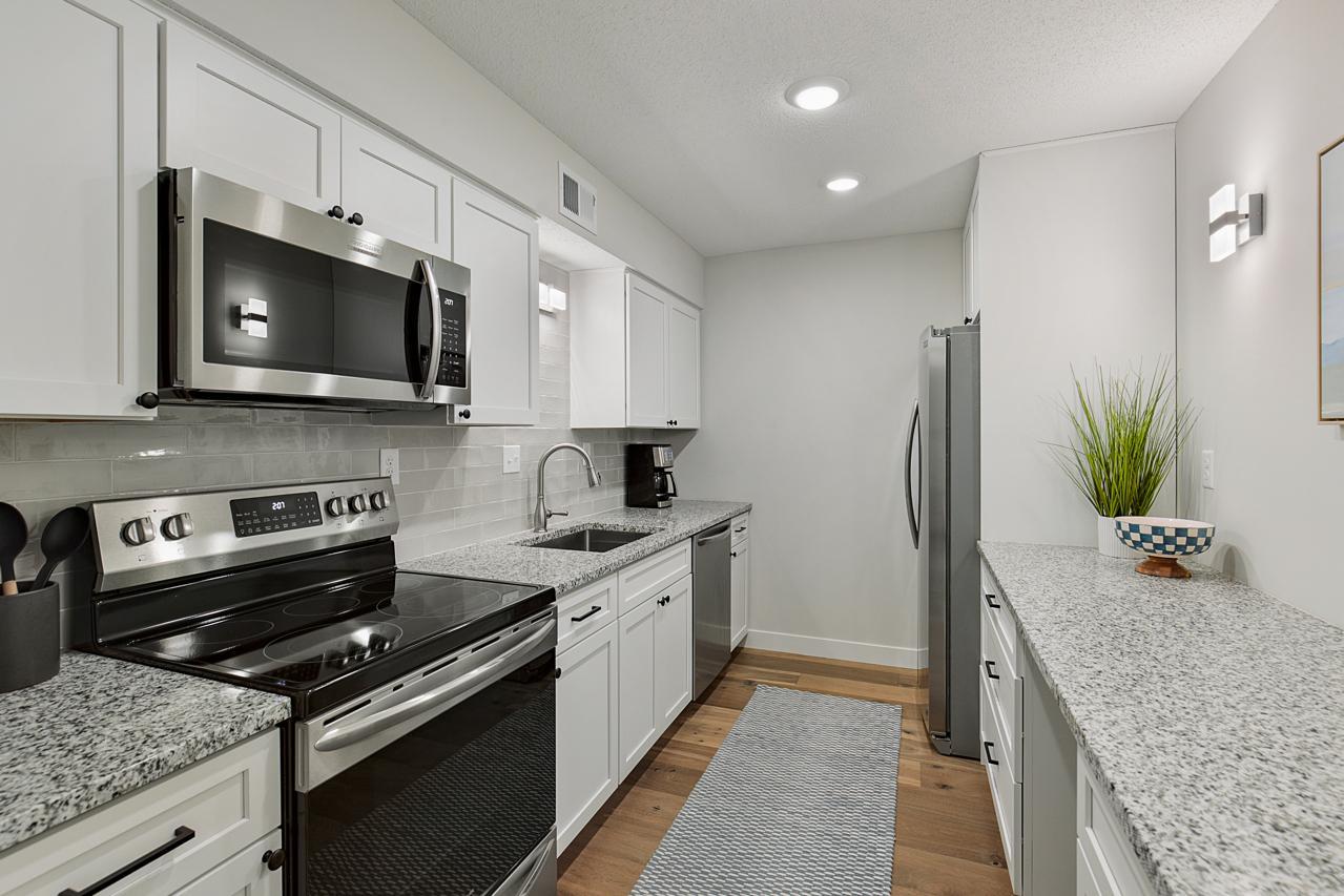 View of Residential at 6328 Barrie Road #3K, Edina MN 55435, Edina (5 of 17) - Mike Wilen | Minnesota Team Real Estate
