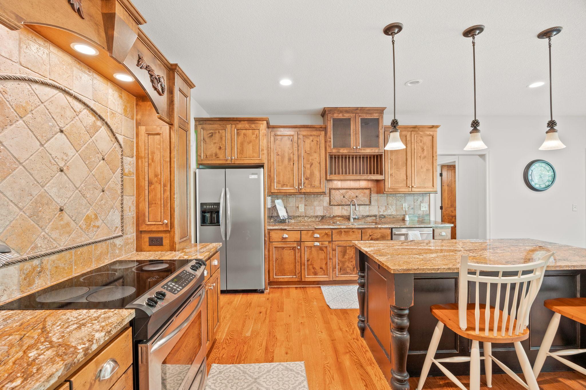 View of Residential at 11668 Laketowne Drive, Albertville MN 55301, Albertville (10 of 42) - Mike Wilen | Minnesota Team Real Estate