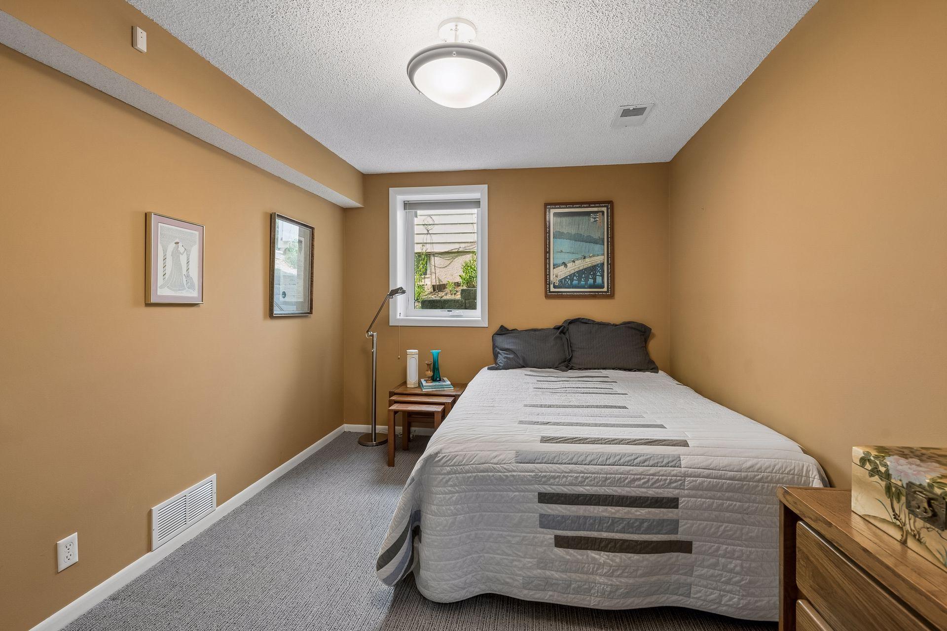 View of Residential at 2516 Monterey Avenue, Saint Louis Park MN 55416, Saint Louis Park (29 of 38) - Mike Wilen | Minnesota Team Real Estate