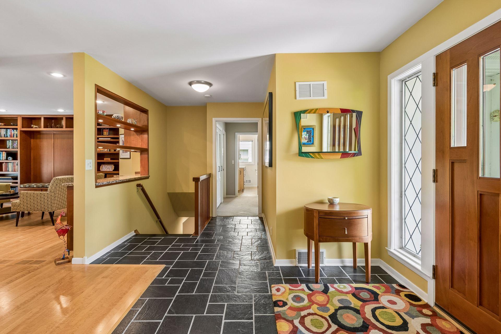 View of Residential at 2516 Monterey Avenue, Saint Louis Park MN 55416, Saint Louis Park (4 of 38) - Mike Wilen | Minnesota Team Real Estate