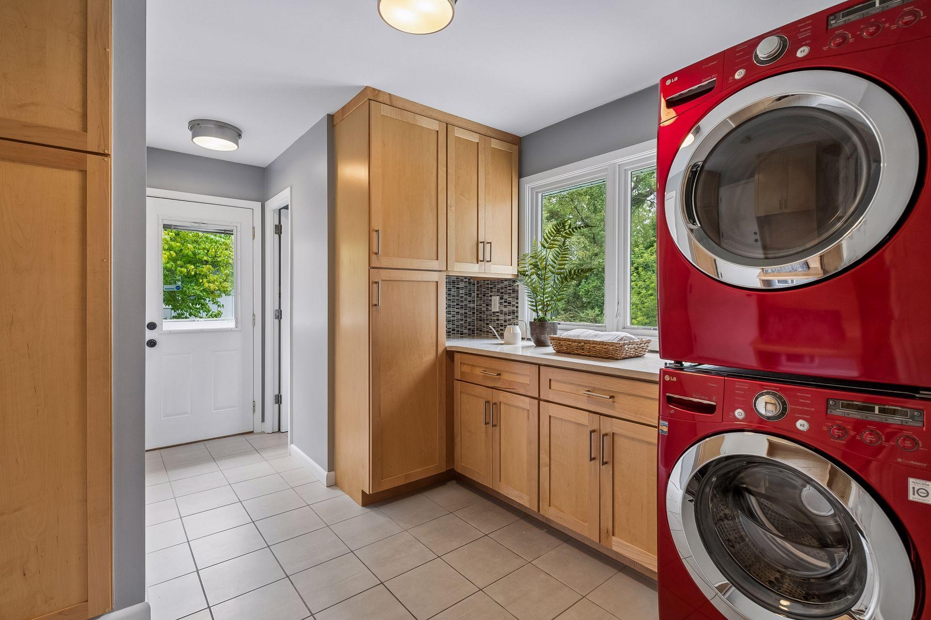 View of Residential at 2516 Monterey Avenue, Saint Louis Park MN 55416, Saint Louis Park (18 of 40) - Mike Wilen | Minnesota Team Real Estate