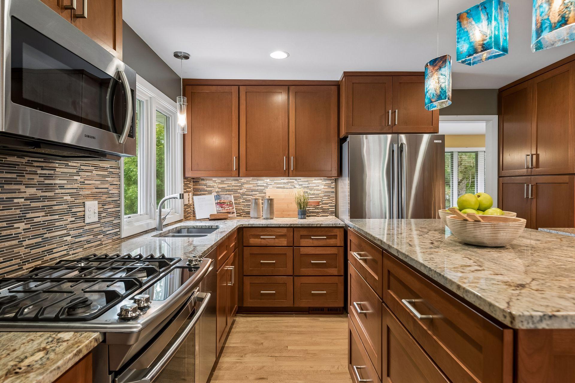 View of Residential at 2516 Monterey Avenue, Saint Louis Park MN 55416, Saint Louis Park (14 of 40) - Mike Wilen | Minnesota Team Real Estate