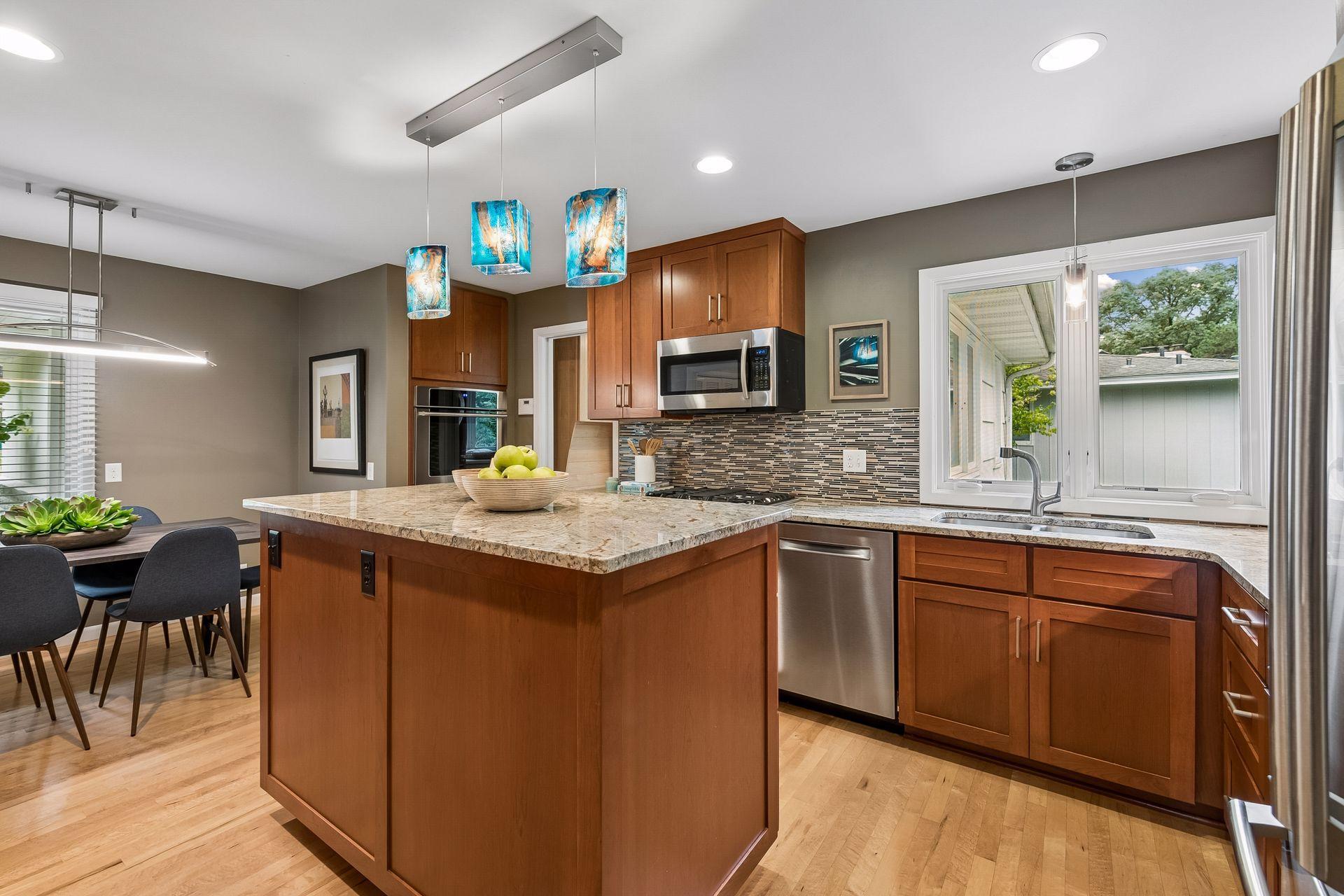 View of Residential at 2516 Monterey Avenue, Saint Louis Park MN 55416, Saint Louis Park (12 of 40) - Mike Wilen | Minnesota Team Real Estate