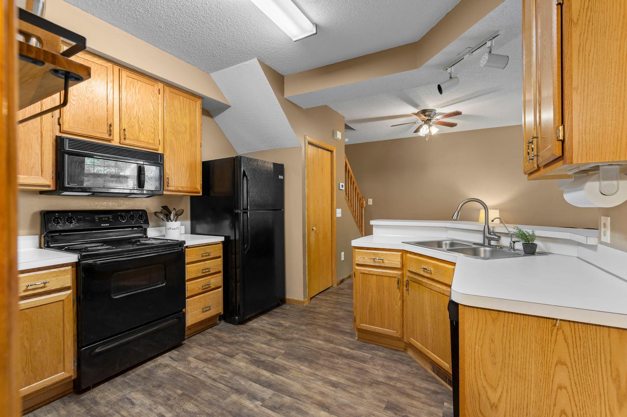 View of Residential at 15345 Greenhaven Lane #111, Burnsville MN 55306, Burnsville (13 of 24) - Mike Wilen | Minnesota Team Real Estate