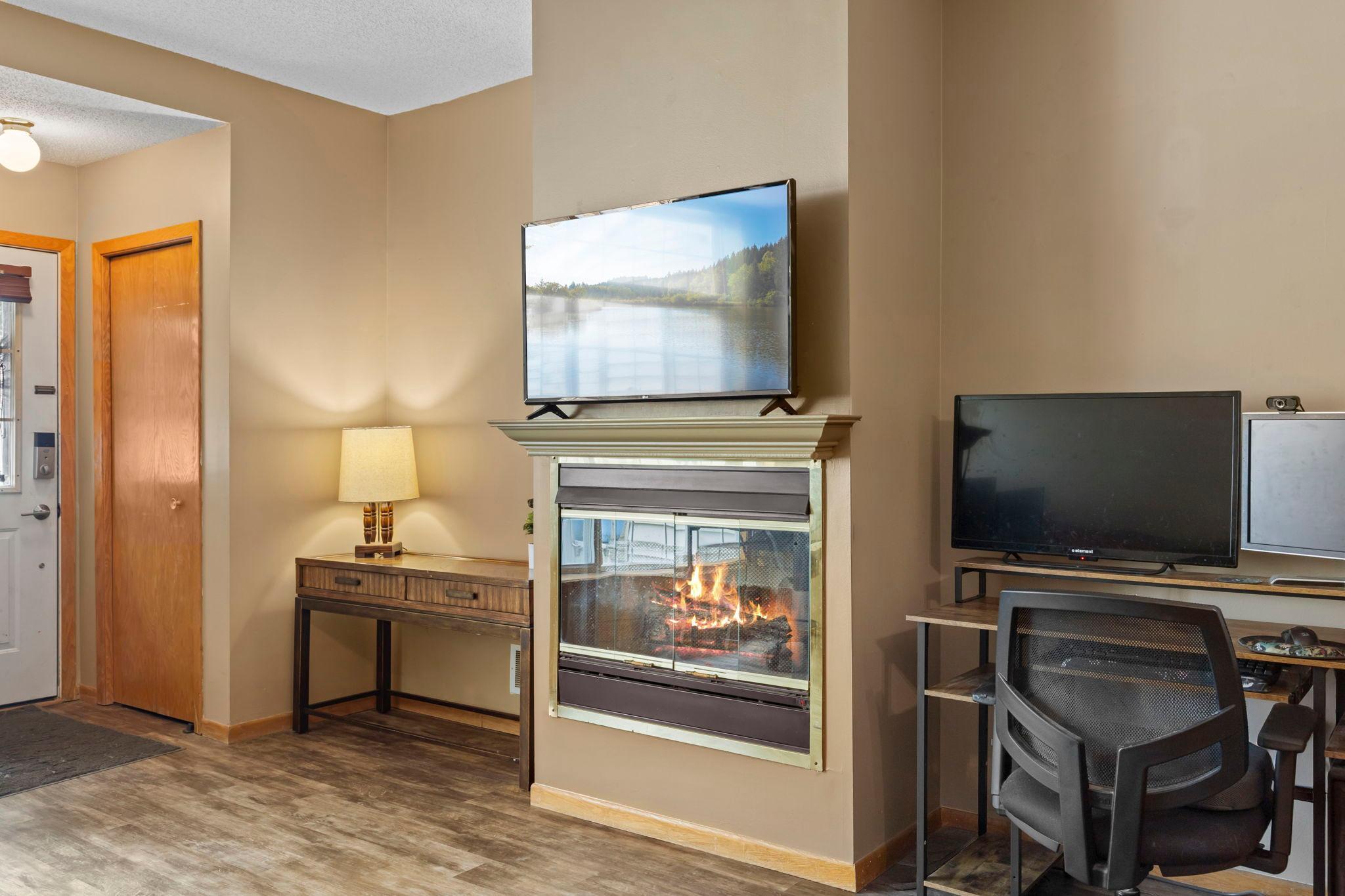 View of Residential at 15345 Greenhaven Lane #111, Burnsville MN 55306, Burnsville (11 of 24) - Mike Wilen | Minnesota Team Real Estate