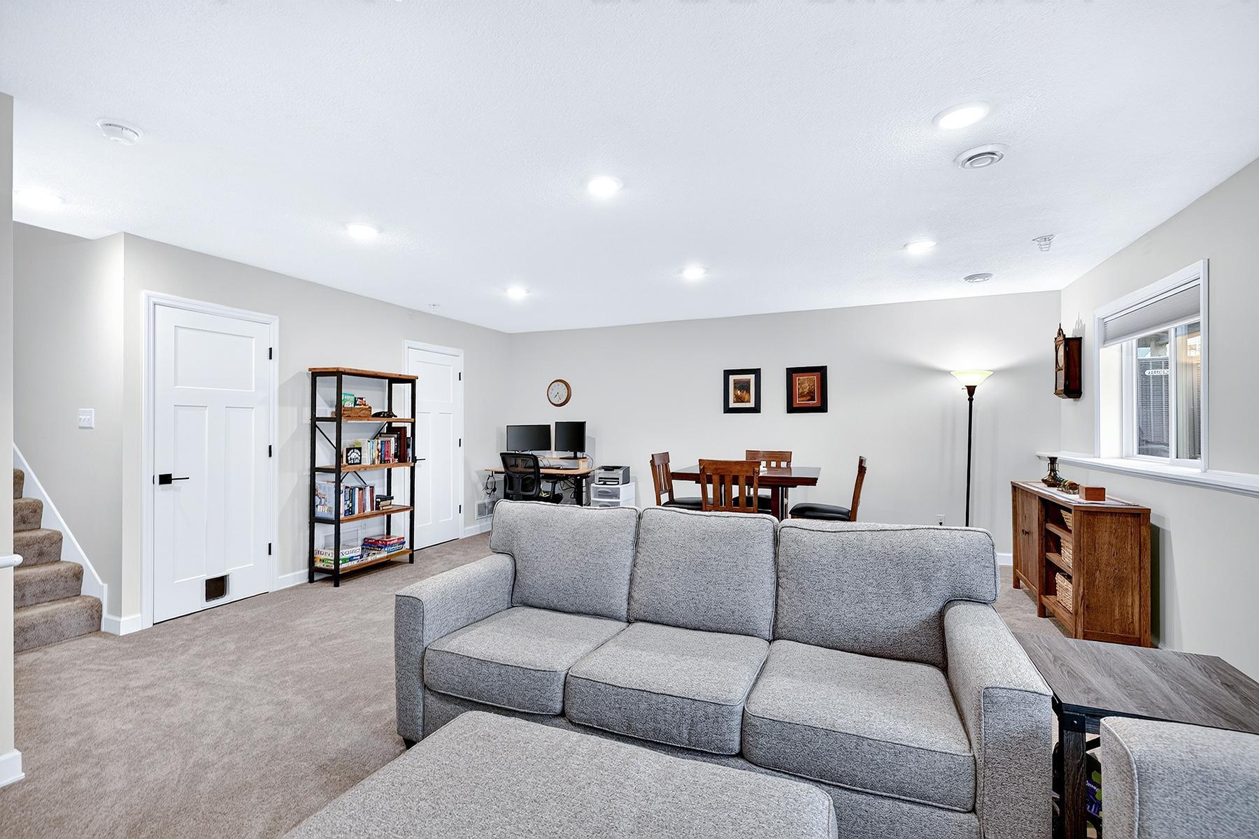 View of Residential at 131 Huntington Drive, Waconia MN 55387, Waconia (36 of 43) - Mike Wilen | Minnesota Team Real Estate