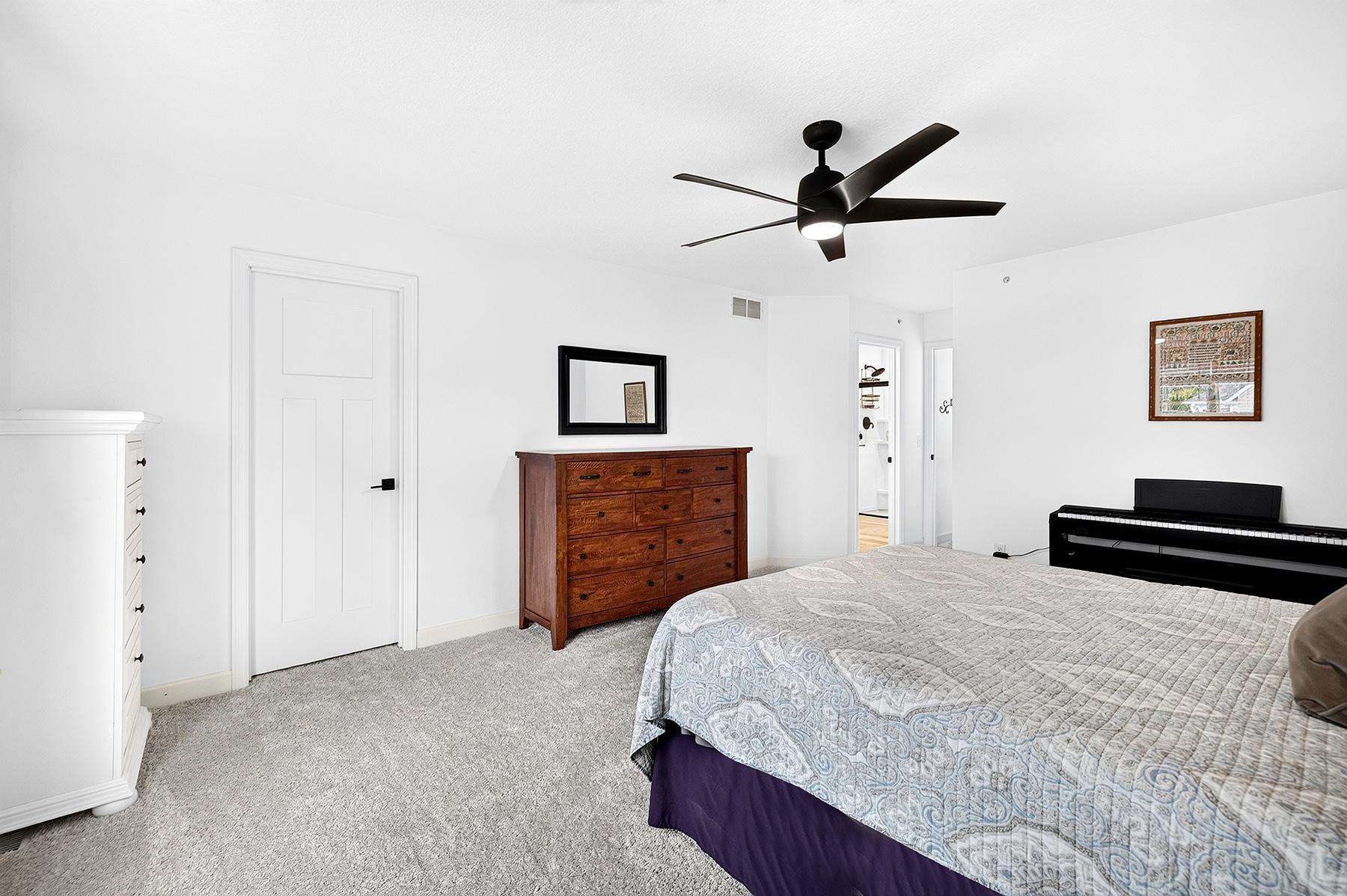 View of Residential at 131 Huntington Drive, Waconia MN 55387, Waconia (14 of 43) - Mike Wilen | Minnesota Team Real Estate