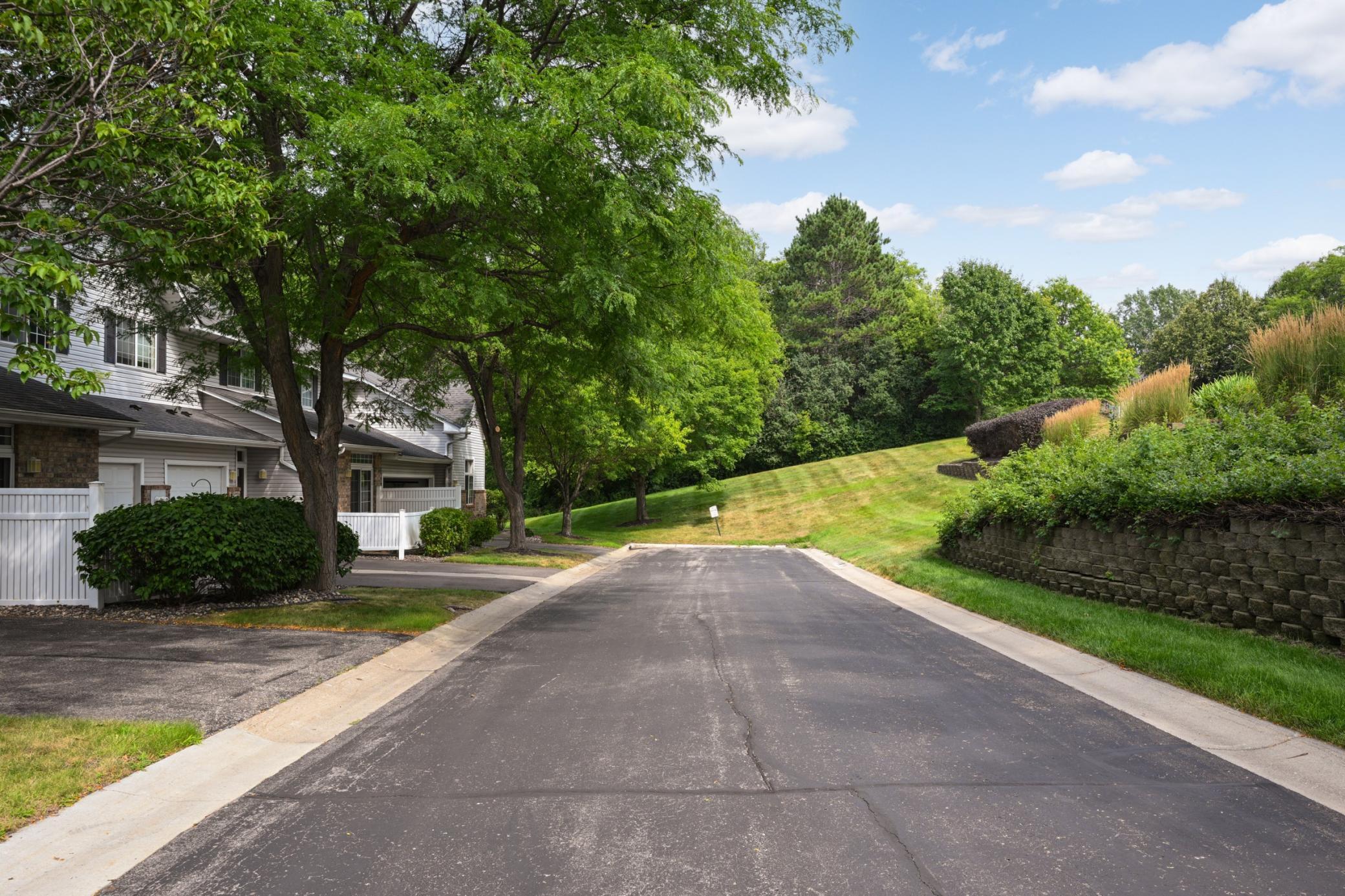 View of Residential at 13533 Carmody Drive, Eden Prairie MN 55344, Eden Prairie (29 of 35) - Mike Wilen | Minnesota Team Real Estate