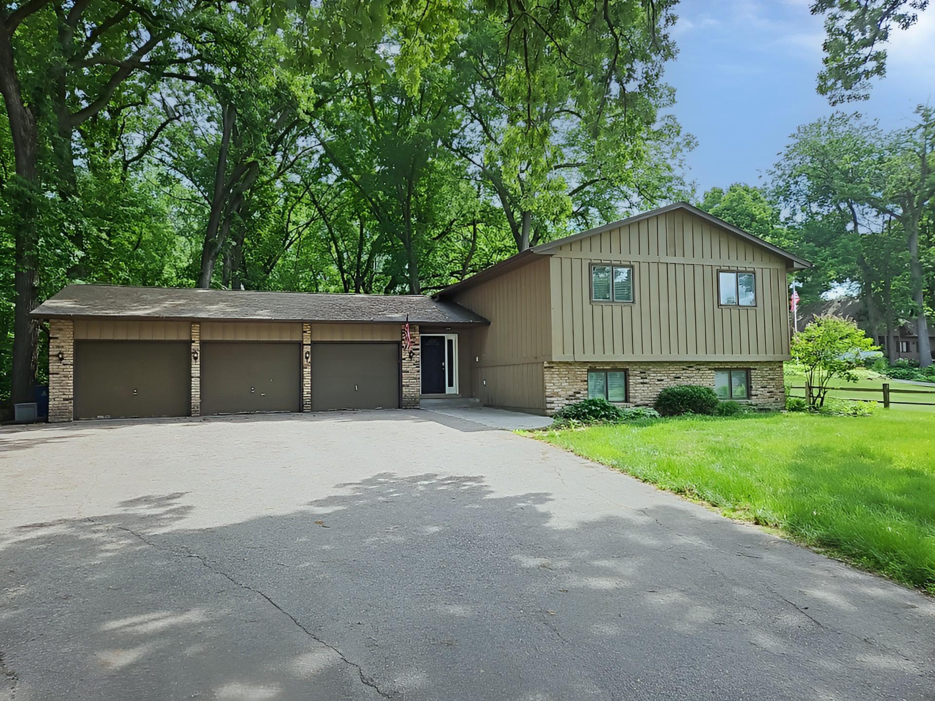 View of Residential at 5940 Otter View Trail, White Bear Lake MN 55110, White Bear Lake (3 of 52) - Mike Wilen | Minnesota Team Real Estate
