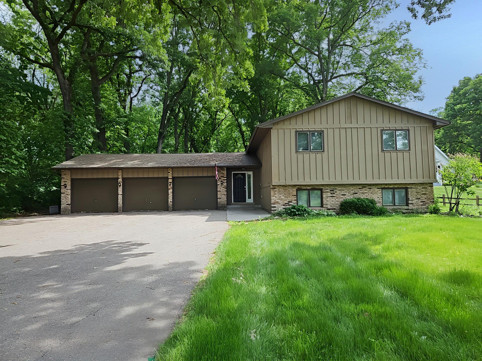 View of Single Family at 5940 Otter View Trail, White Bear Lake - Mike Wilen | Minnesota Team Real Estate